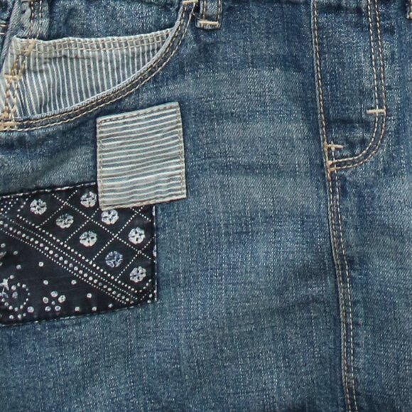 Oshkosh B'gosh Denim Overall Dress with a Patchwork Design 3T - Picture 3 of 3